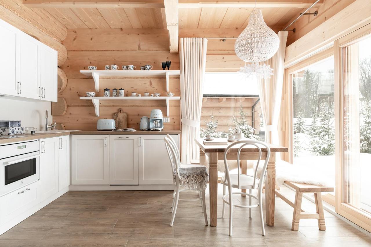 Sniezna Dolina - Sobiczkowa Bor Luxury Chalets 考斯赛力克 外观 照片